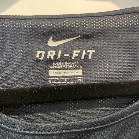 Nike FCB Football training vest (2014-2015), size S - Picture 7 of 7